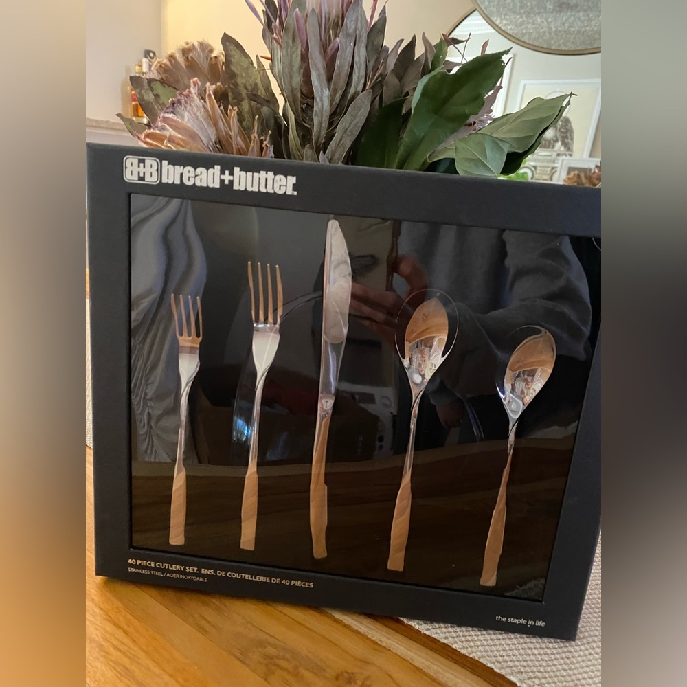 NEW Bread + Butter 40 Piece Stainless Steel Cutlery Set